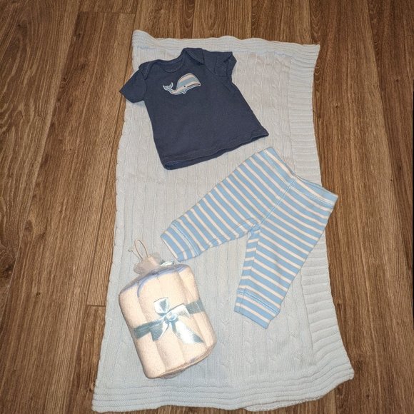 [KIDS 2/$40] EUC Baby Boy (NB) - CARTER'S BUNDLE: 4 items - Picture 1 of 6